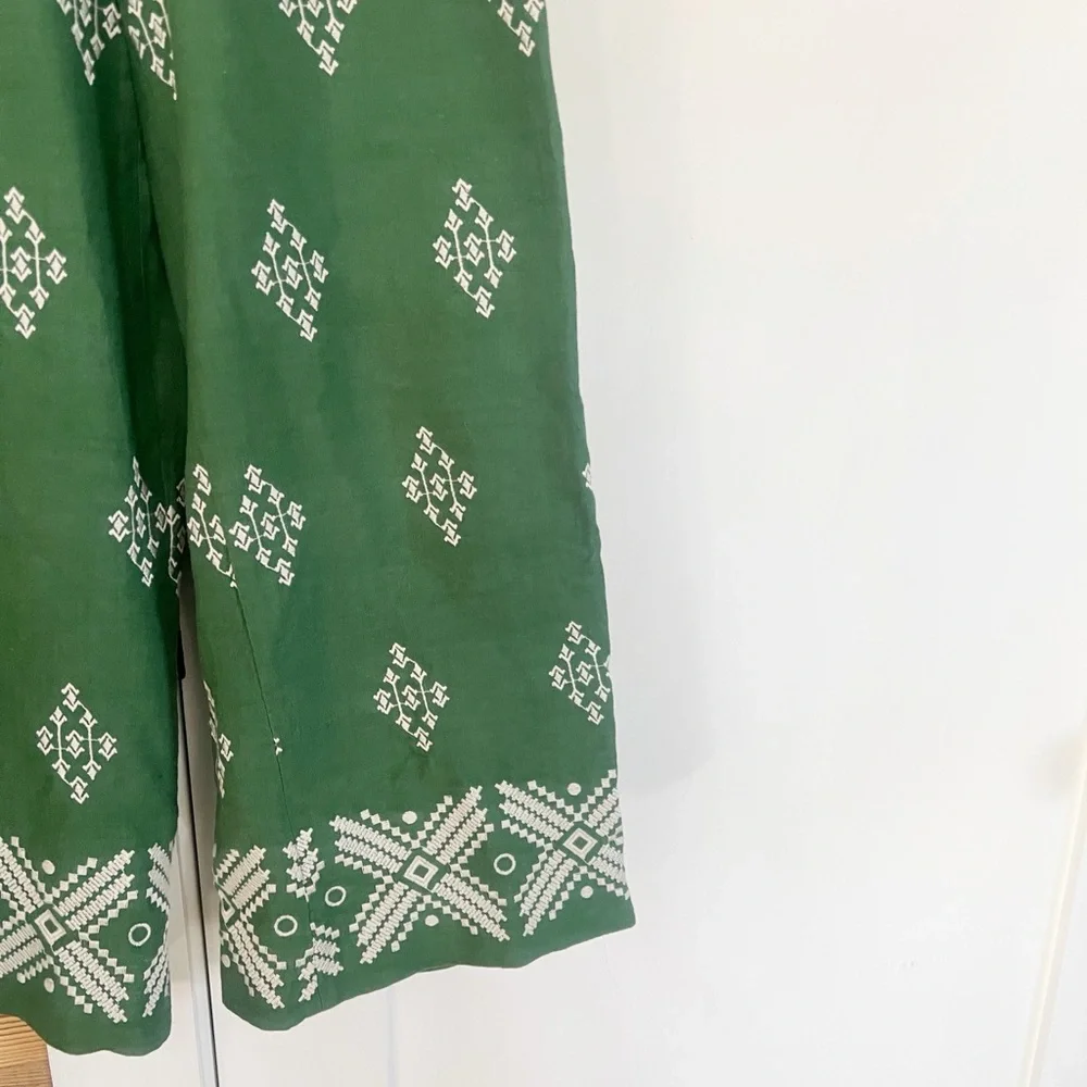Zara Green Linen Embroidered Cropped High Waist Pants